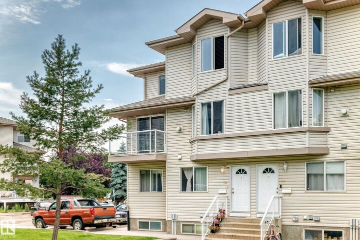 Property Photo:  2505 42 Street NW 72  AB T6L 7G8 