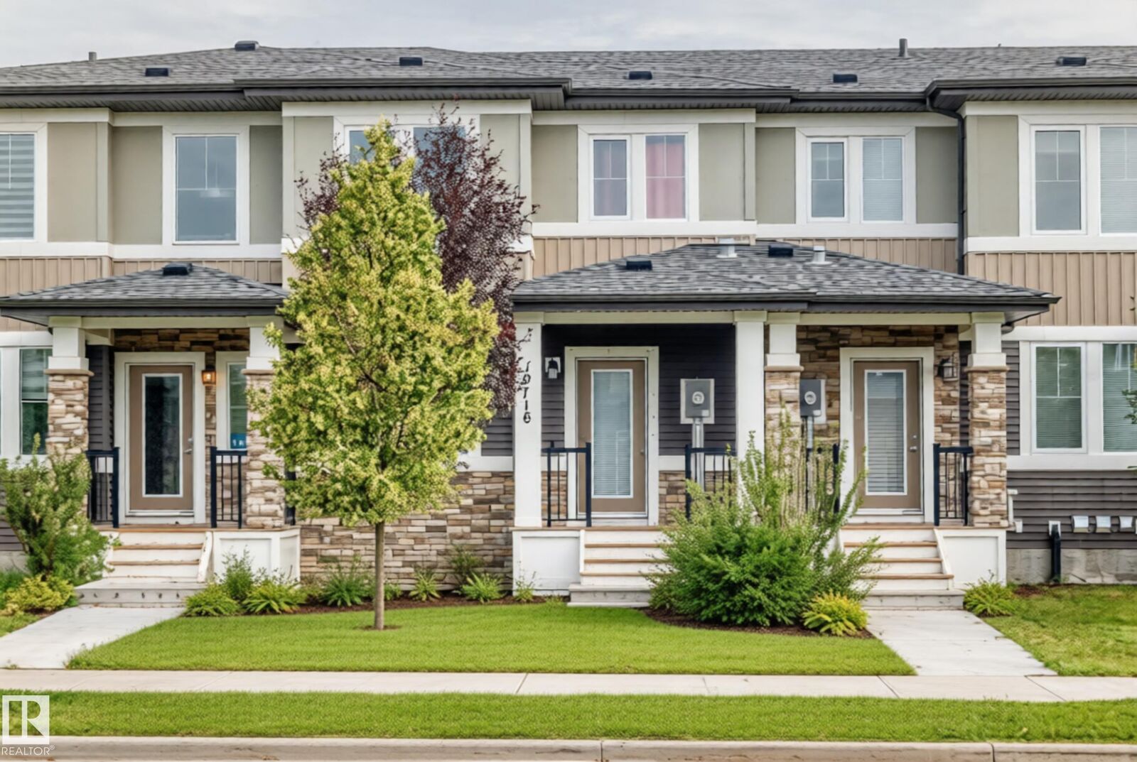 Property Photo:  19716 27 Avenue NW  AB T6M 0X1 