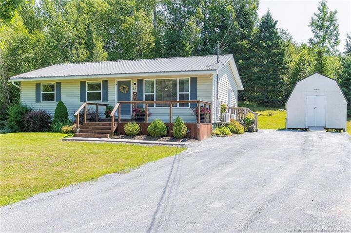 Property Photo:  28 Loyalist Drive  NB E5N 5V6 