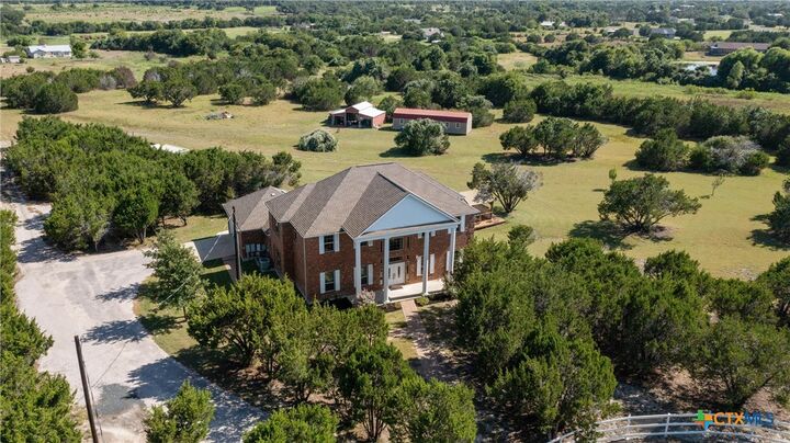 Property Photo:  100 Birdsong Cove  TX 78642 