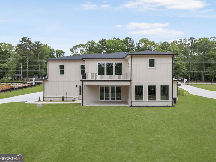 Property Photo: 210 Simonton Road SW GA 30046