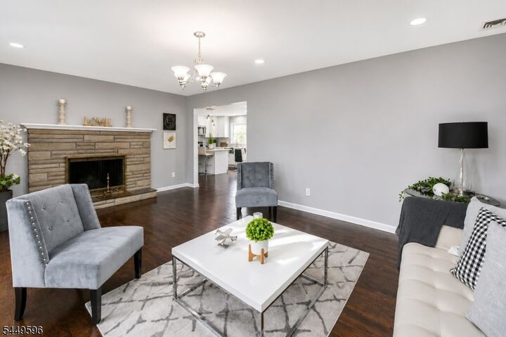 Property Photo:  331 Haven Ave  NJ 07076 