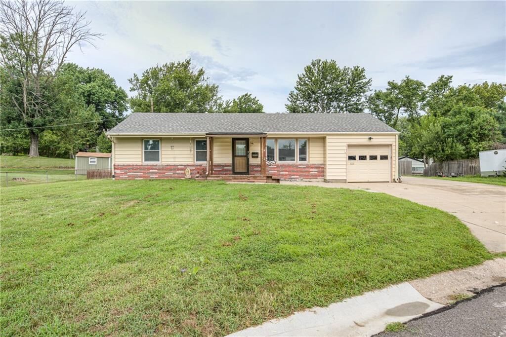 Property Photo:  3908 N Denver Court  MO 64117 