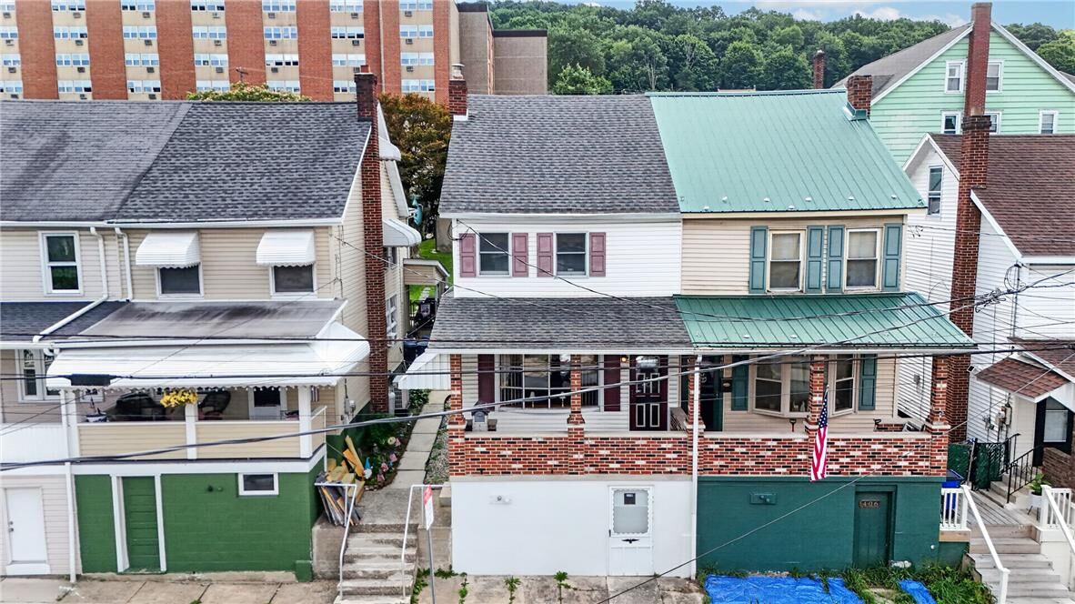 Property Photo: 408 E Patterson PA 18232