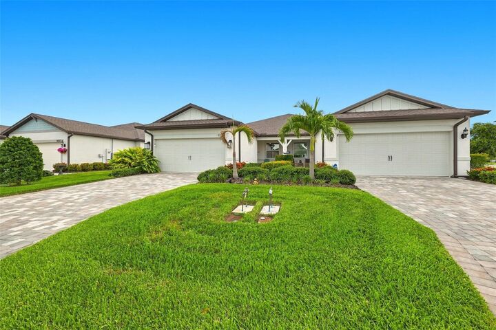 Property Photo:  10208 Coastal Shores Drive  FL 34219 
