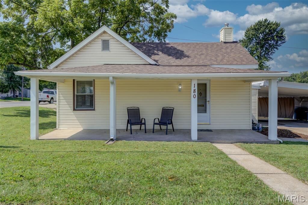 Property Photo:  180 Harrison Street  MO 63031 