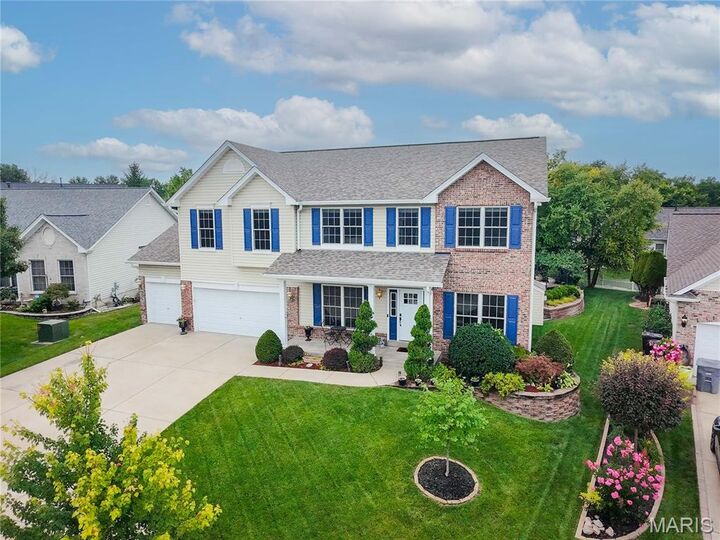 Property Photo:  1627 Wainscott Court  MO 63366 