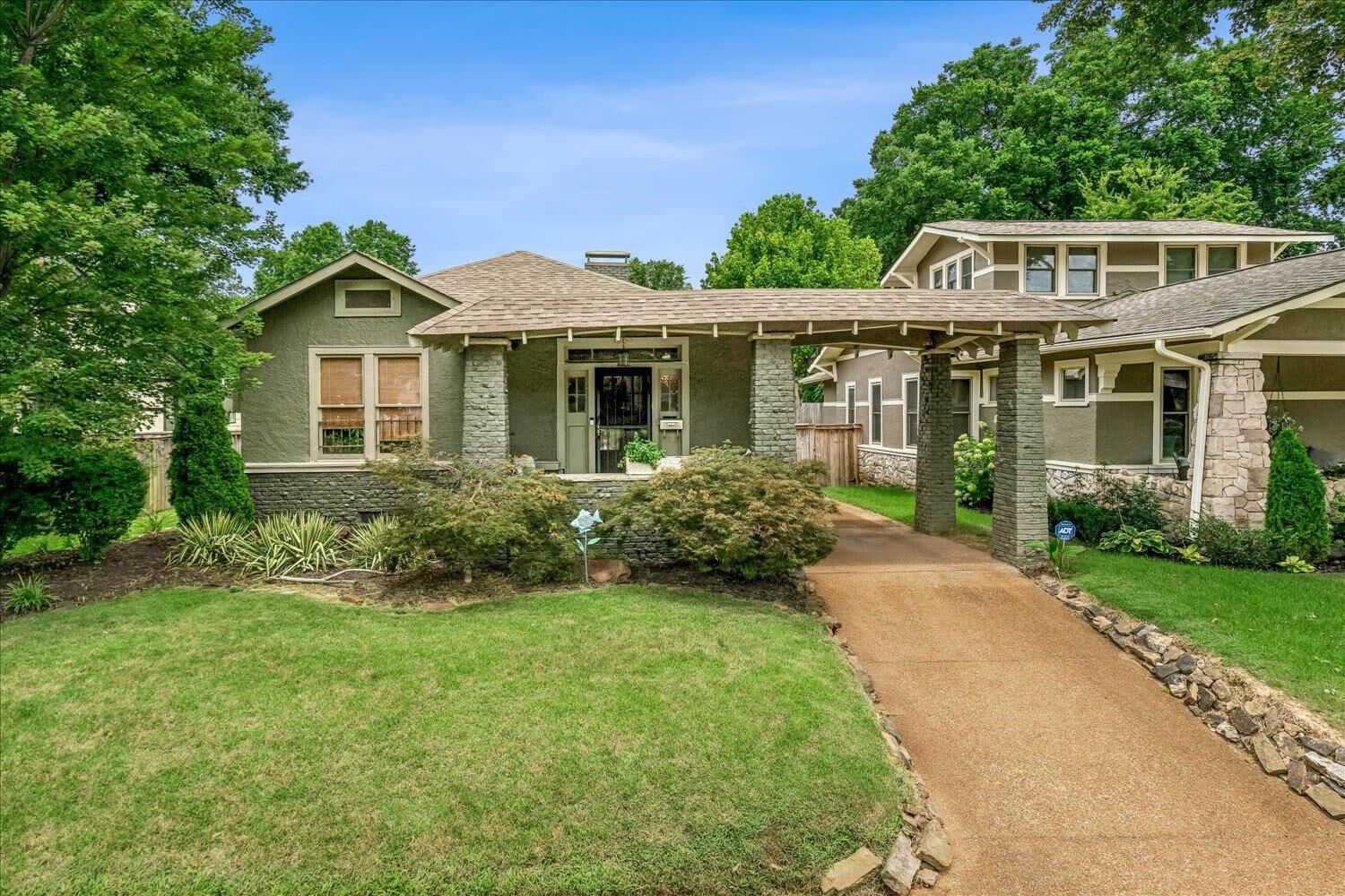 Property Photo:  1600 Linden Ave  TN 38104 