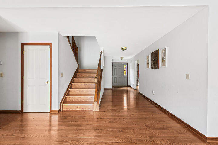 Property Photo: 4877 Davis Court MI 48085