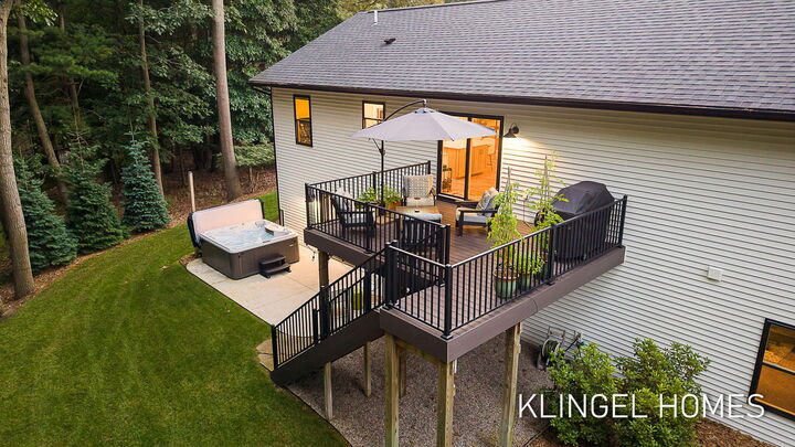 Property Photo:  3946 Easthill Court  MI 49441 