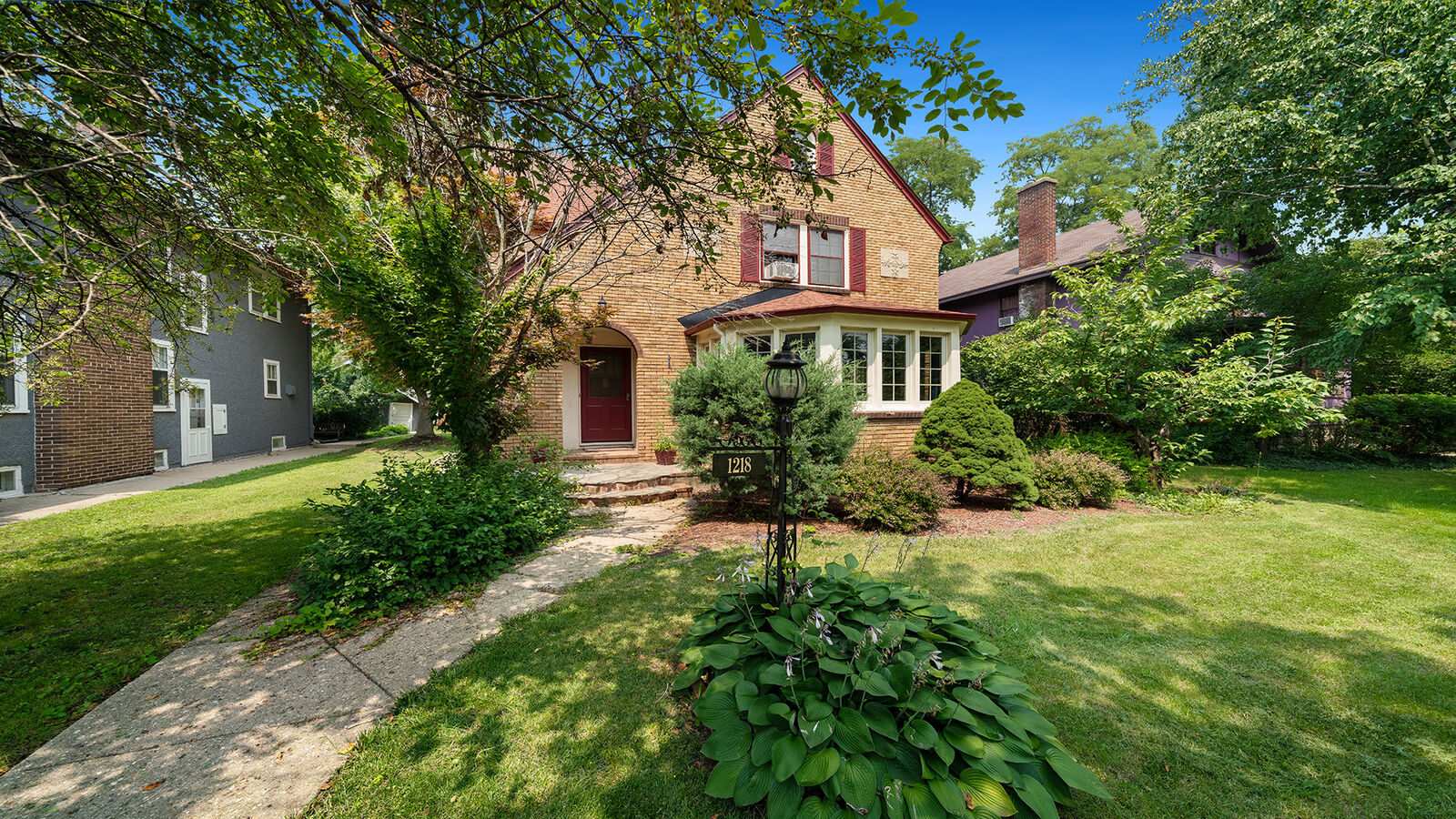 Property Photo:  1218 Harlem Boulevard  IL 61103 