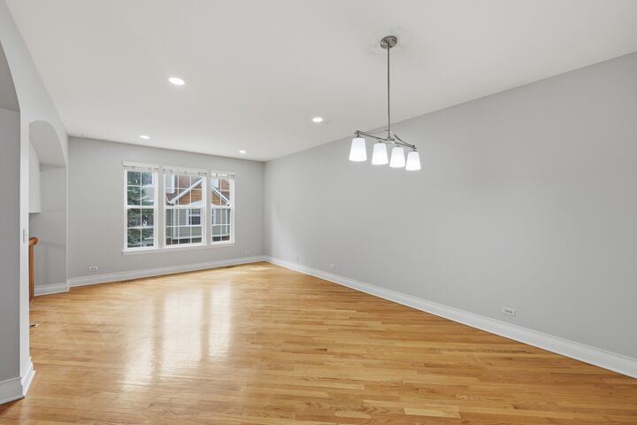 Property Photo:  1270 Georgetown Way  IL 60061 
