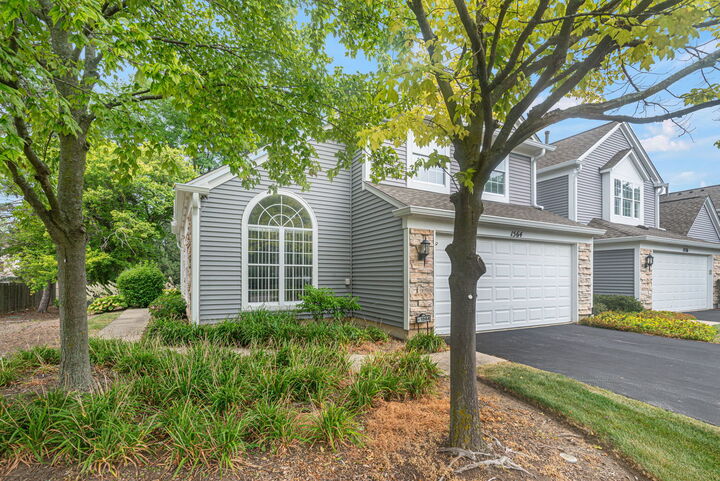 Property Photo:  1564 Westbury Drive  IL 60192 