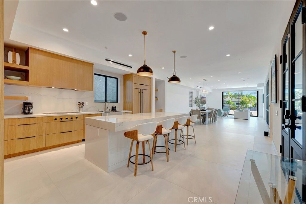 Property Photo:  203 Indianapolis Avenue  CA 92648 