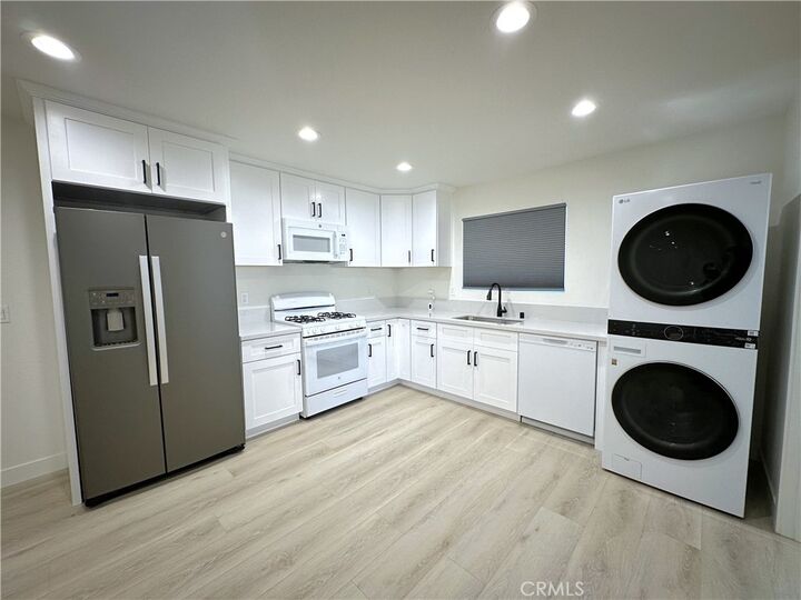 Property Photo:  1312 Live Oak Court 2  CA 92374 
