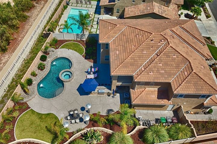 Property Photo:  45659 Bassett  CA 92592 