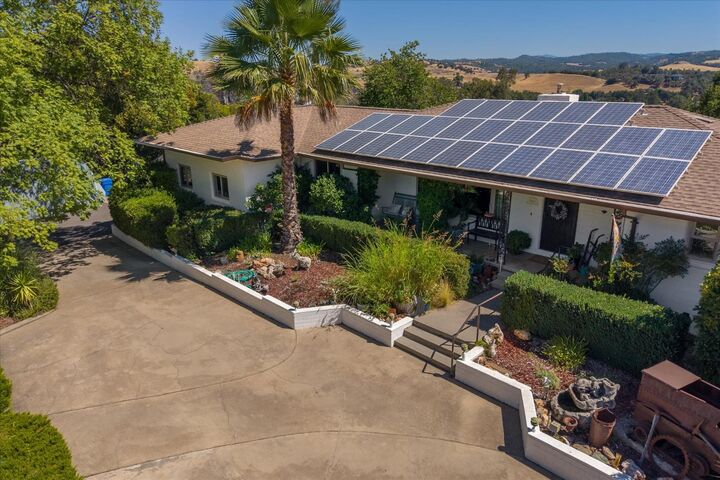 Property Photo:  1253 Fairview  CA 95222 