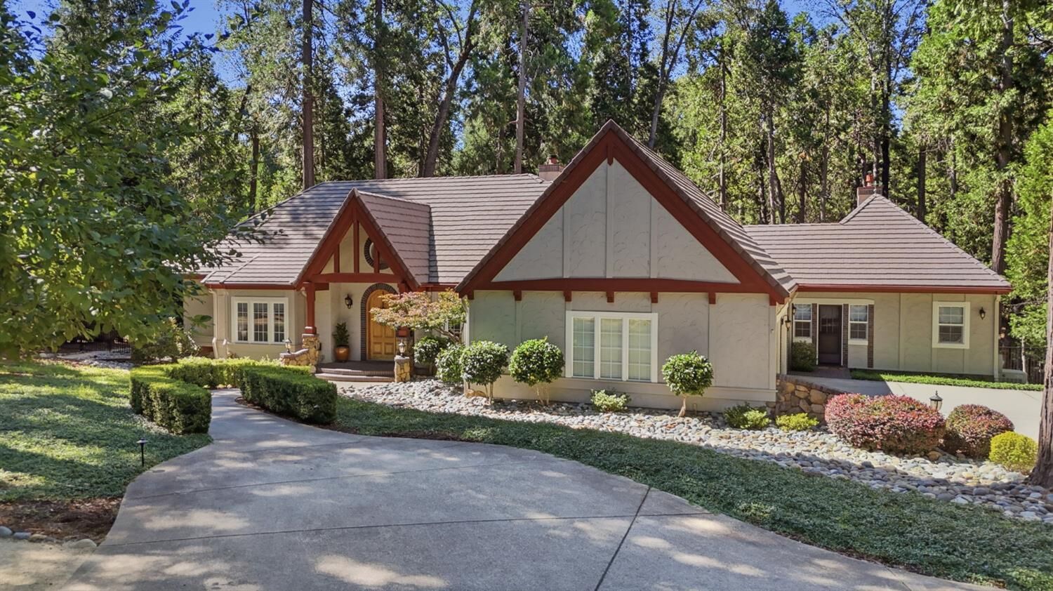 Property Photo:  11188 Weatherly Place  CA 95945 