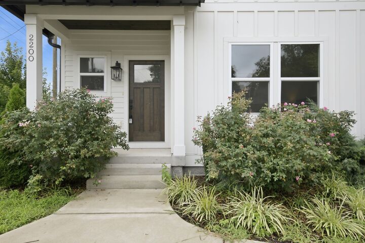 Property Photo:  2200 Sadler Avenue  TN 37210 