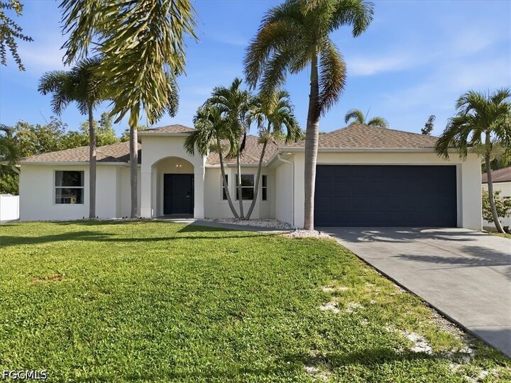 Property Photo:  5748 Linden Lane  FL 33922 