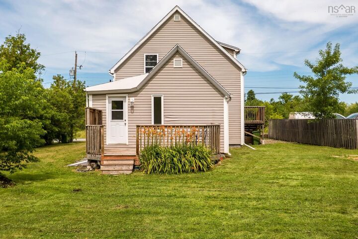 Property Photo: 219 George Street NS B0N 2J0