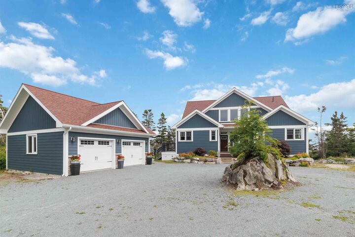 Property Photo: 170 Edgewater Drive NS B0T 1G0
