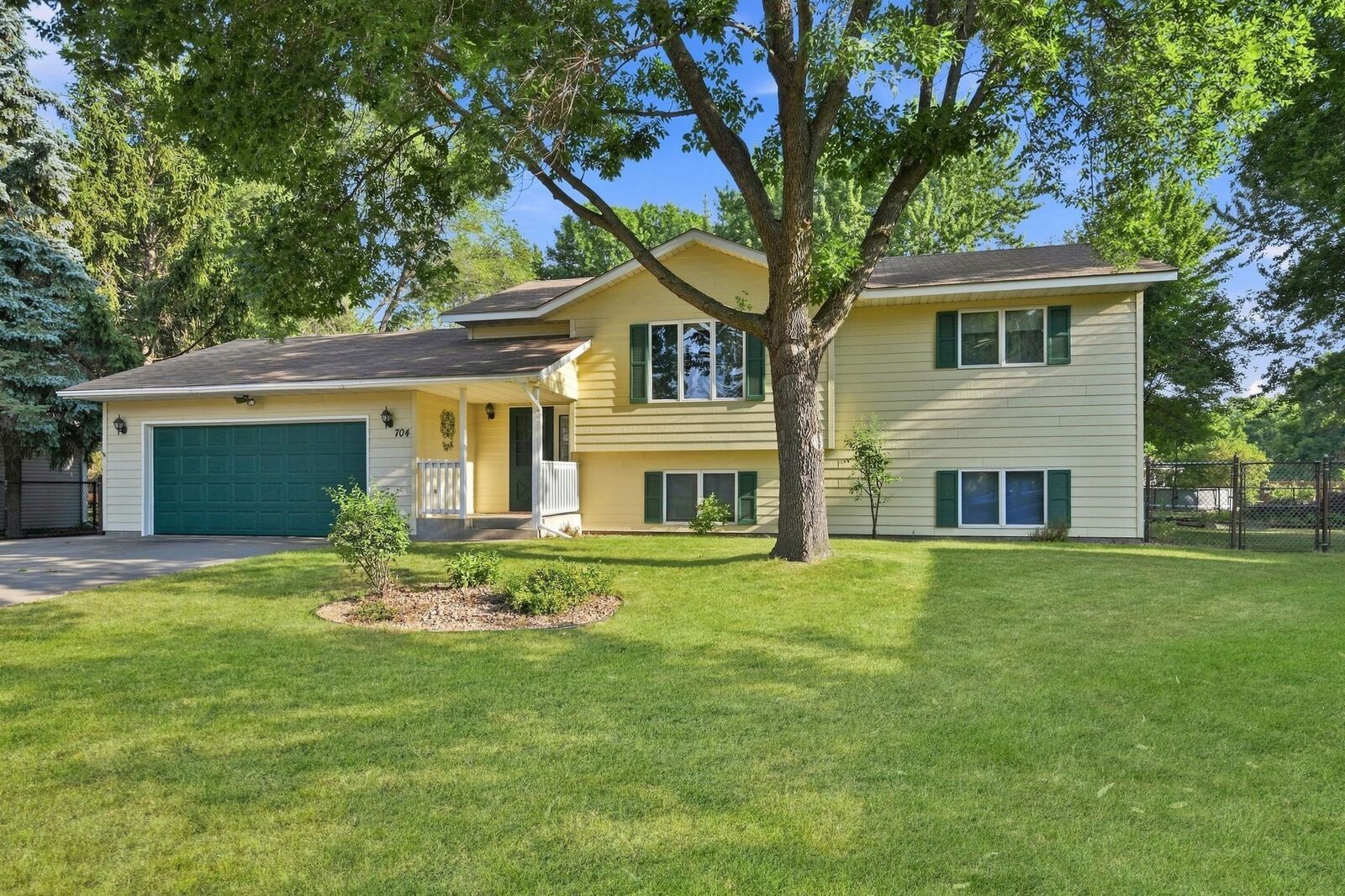 Property Photo:  704 3rd Avenue N  MN 56377 