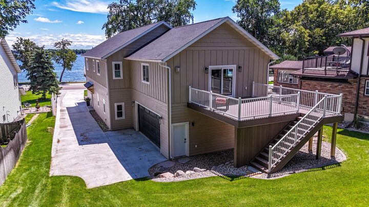 Property Photo:  1084 W Lake Drive  MN 56501 