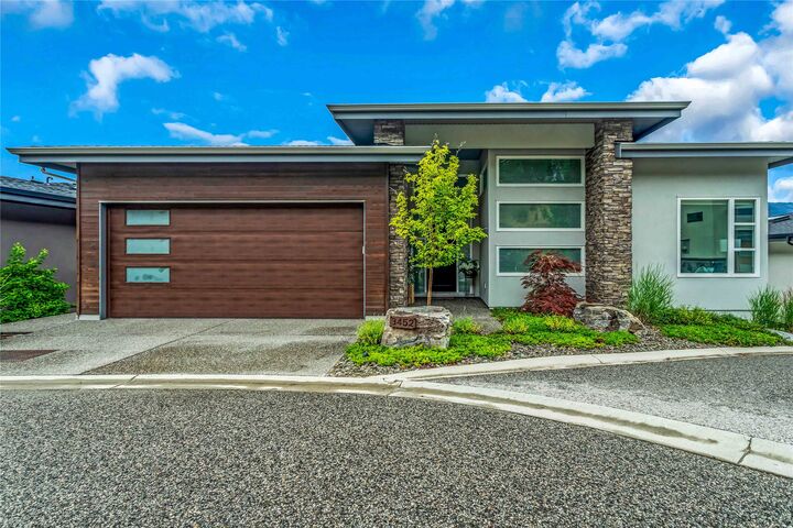 Property Photo:  3452 Blue Grass Lane  BC V1V 3G1 