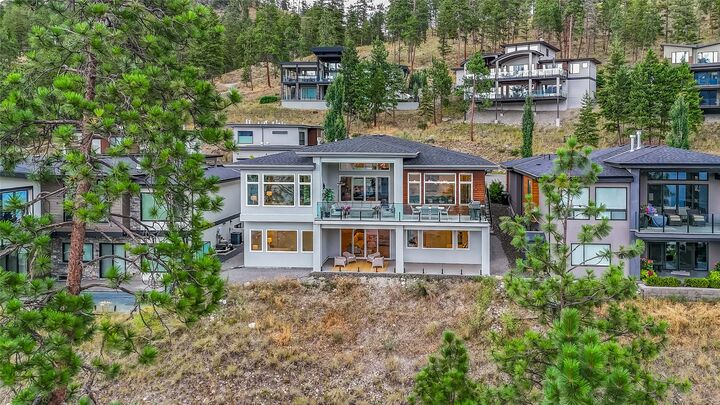 Property Photo: 3452 Blue Grass Lane BC V1V 3G1