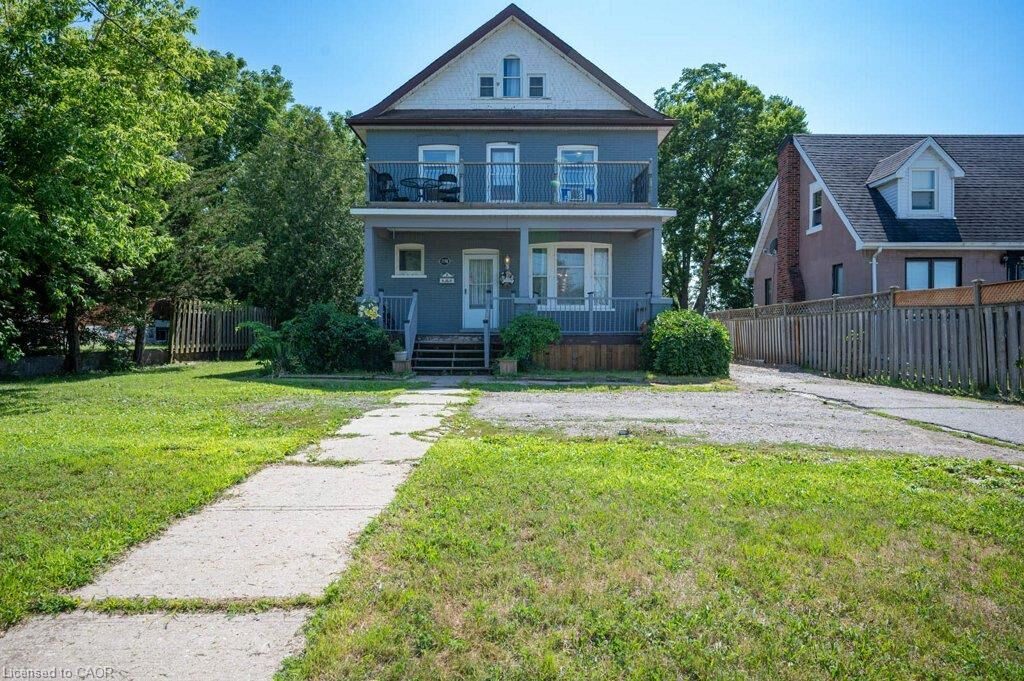 Property Photo:  1798 King Street E  ON N3H 3R8 