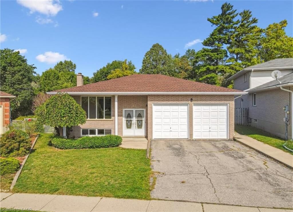 Property Photo:  42 Azores Crescent  ON N1R 7Z4 