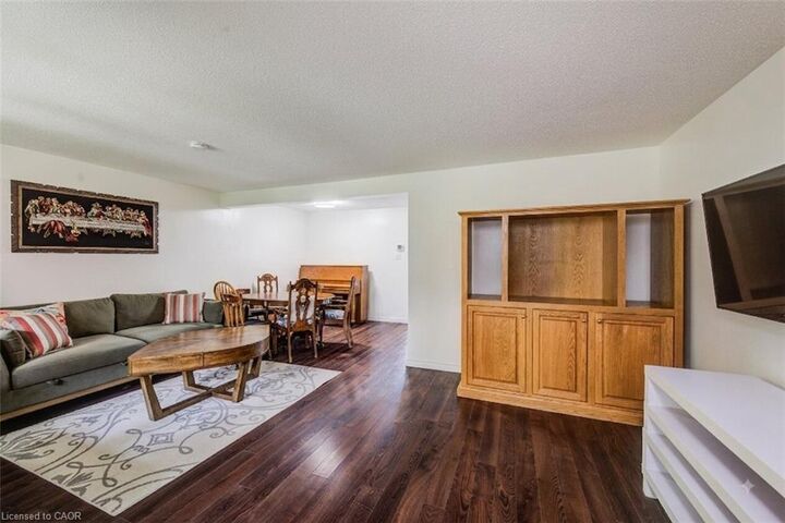 Property Photo: 285 Sandowne Drive 15 ON N2K 2C1