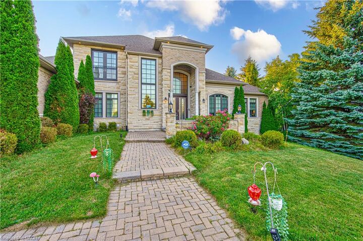 Property Photo: 330 Macdonald Street ON L7C 1G7