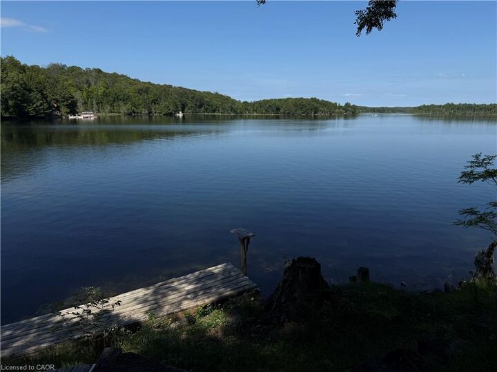 36 St Ola Lake Shore E — photo 1