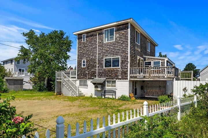 Property Photo:  10 70th Street  MA 01950 