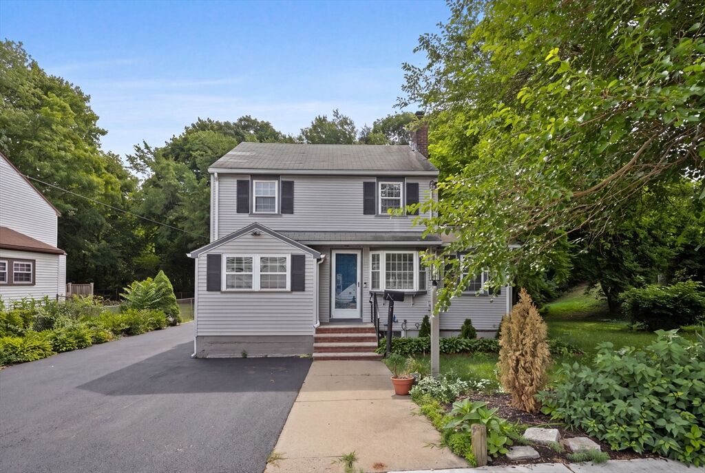Property Photo:  1 Gwinnett St  MA 02136 