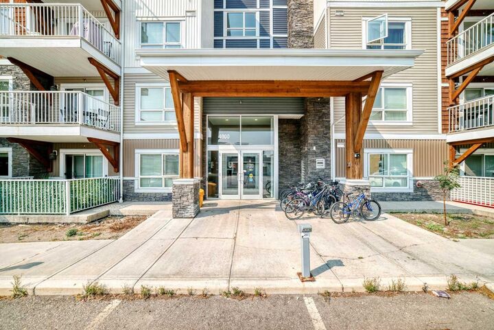 Property Photo: 302 Skyview Ranch Drive NE 4116 AB T3N 0P5