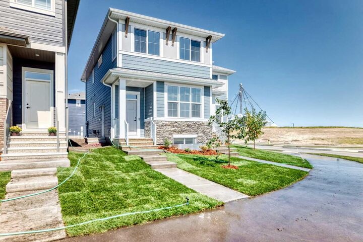Property Photo: 1304 Mahogany Boulevard SE AB T3M 4E3