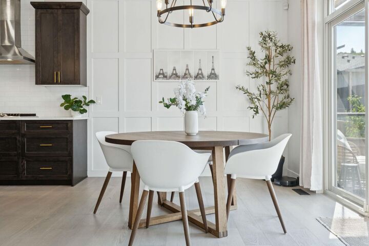 Property Photo: 206 Riviera View AB T4C 0Z2