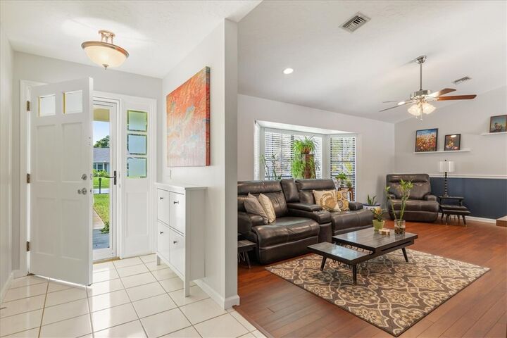 Property Photo:  101 40th Court  FL 32968 