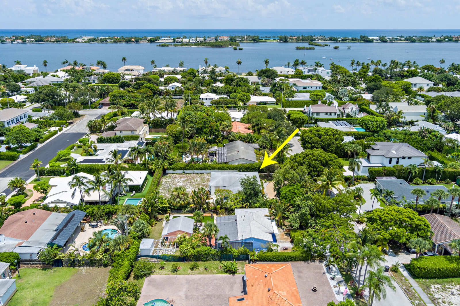 Property Photo:  223 Ashworth Street  FL 33405 