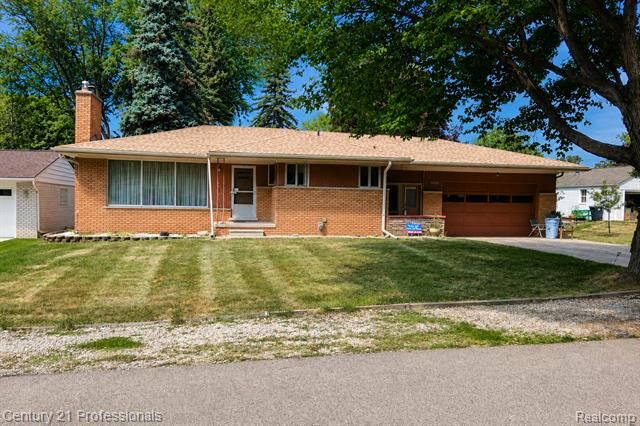 Property Photo:  18625 Shadyside Street  MI 48152 