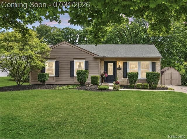 Property Photo: 835 Bolinger Street MI 48307
