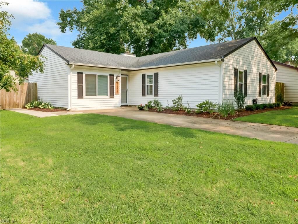 Property Photo:  1337 Crane Cres  VA 23454 