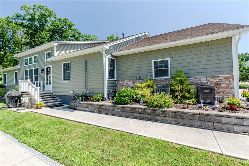 Property Photo:  21 Joe Fromms Way 21  RI 02893 