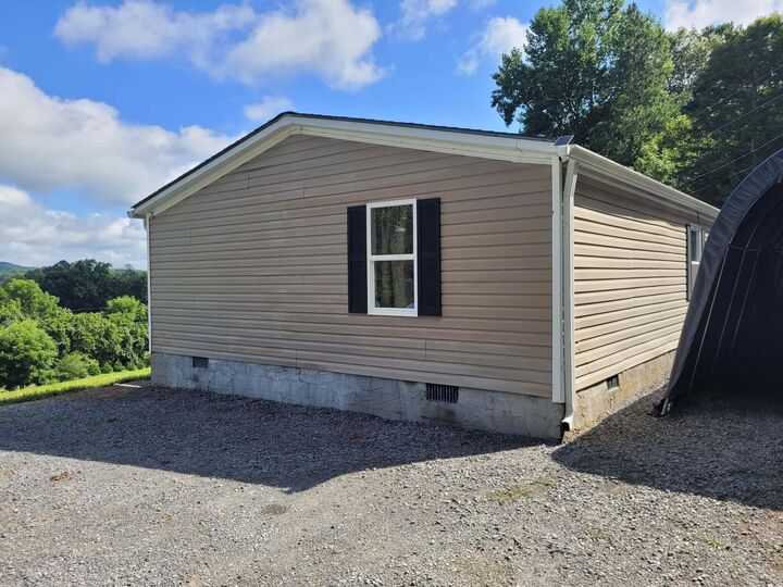 Property Photo:  339 County Road 61  TN 37370 