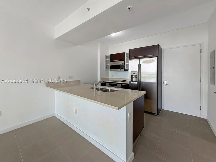 Property Photo: 333 NE 24th St 1403 FL 33137