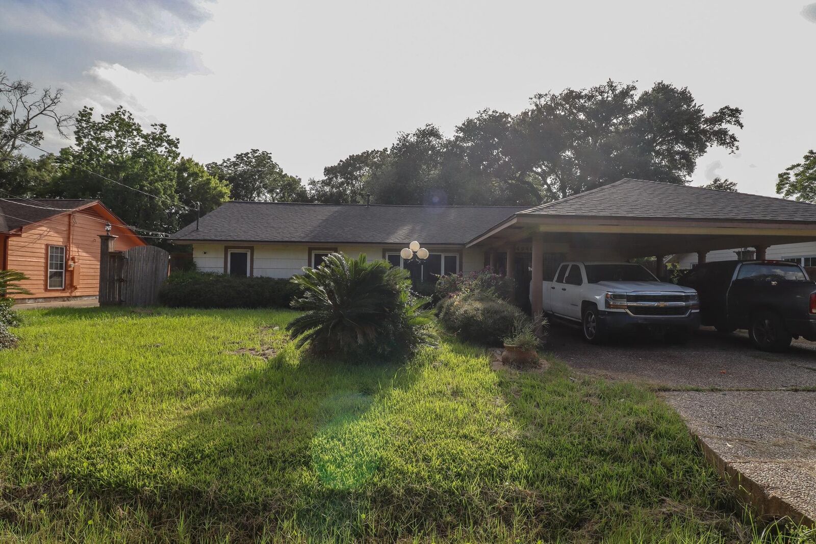 Property Photo: 4940 Park St. TX 77705