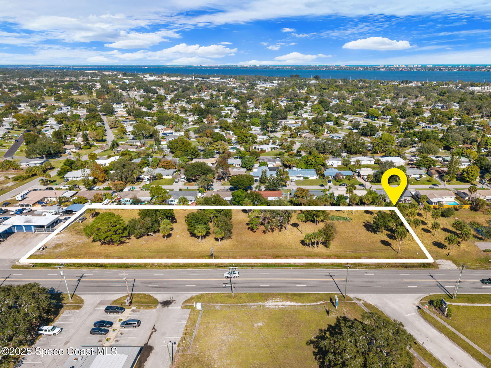 Property Photo:  1400 Aurora Road  FL 32935 
